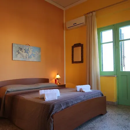 Lungomare Appartement *